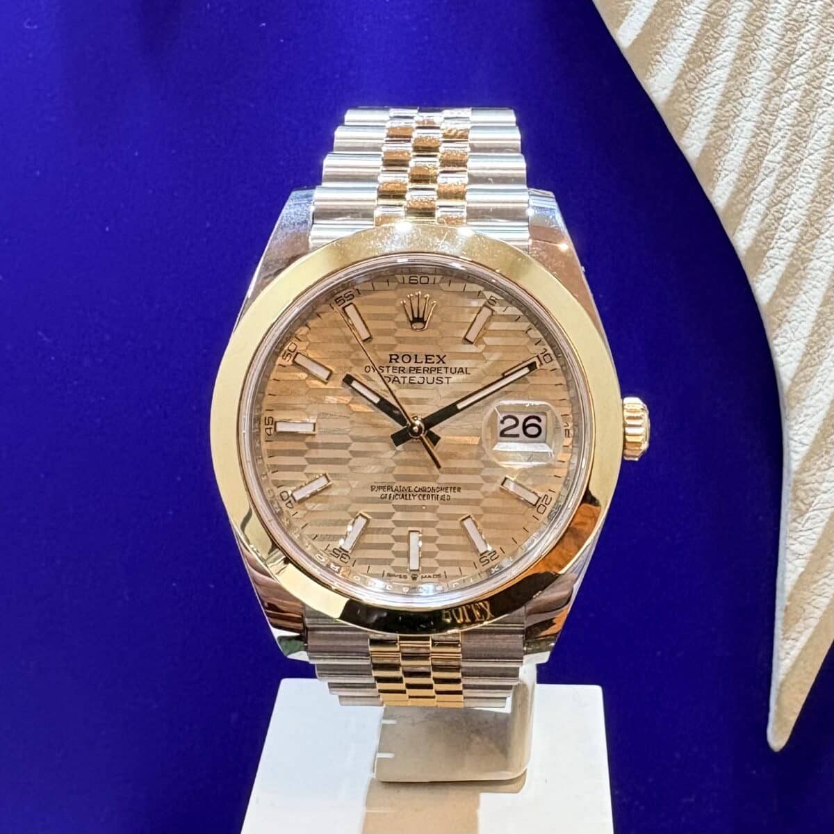 Rolex Datejust 41 mm Steel and 18K Gold Motif Discontinued dial | Gothelf A. Watches — 2